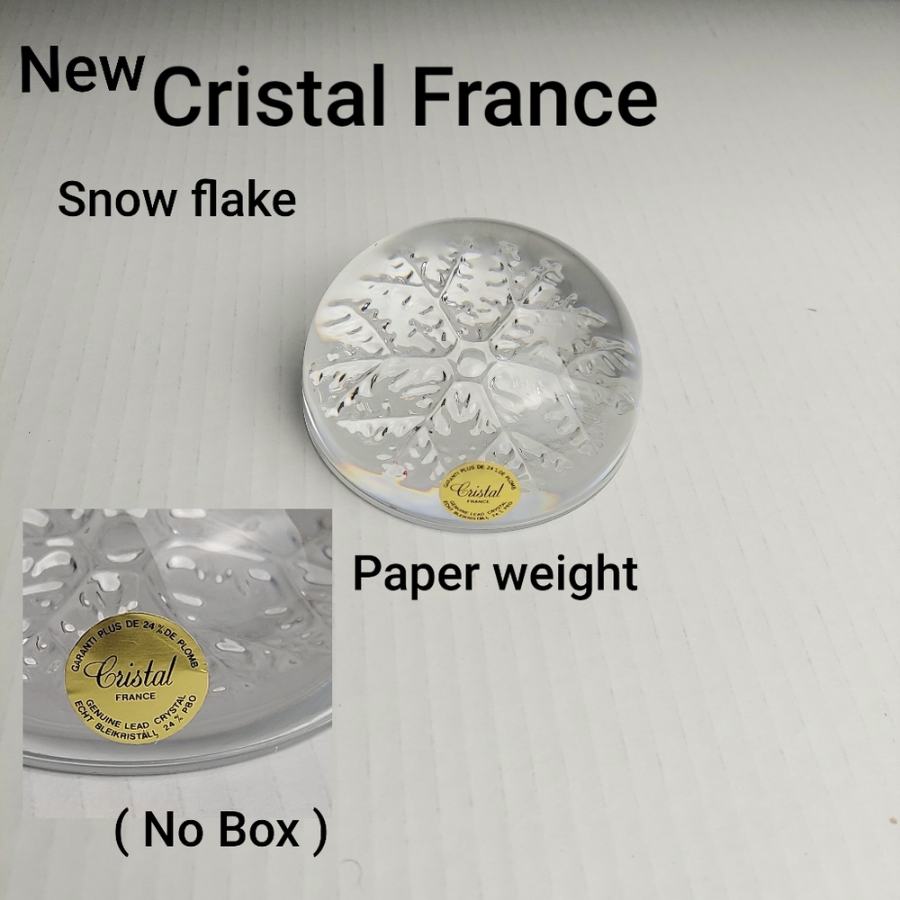 New Cristal France snowflake paper weight